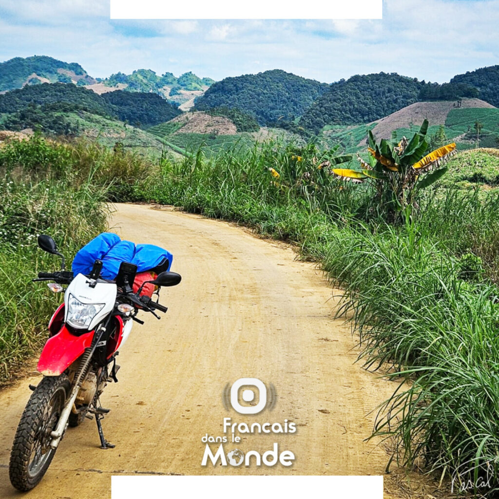 Pascal Rousseau est tombé amoureux du Vietnam il y a 15 ans, suivez le sur YouTube