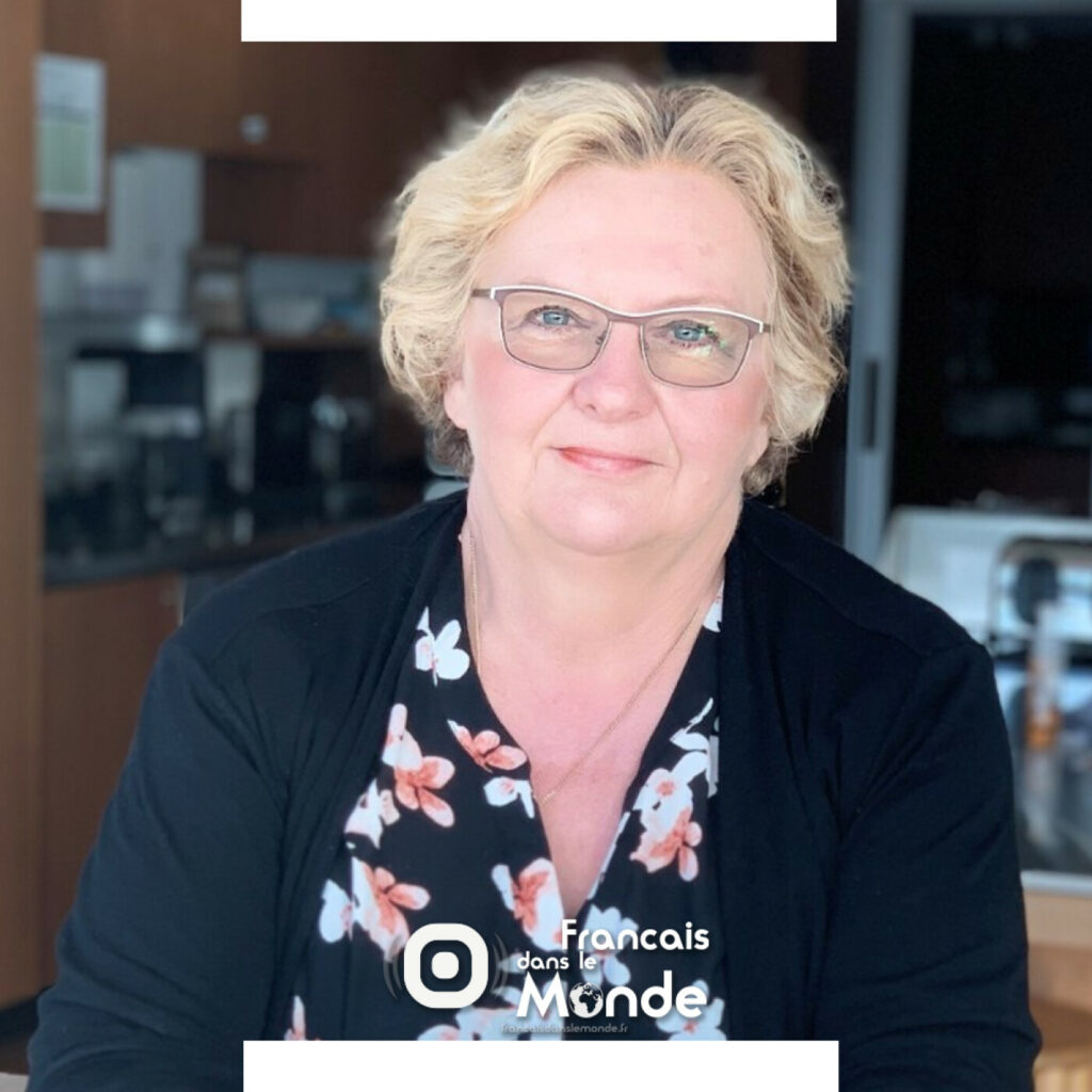 Nadine Plet s'est installée en Nouvelle Zélande en 1986 : elle se souvient des aérogrammes et des VHS à l'Alliance Française