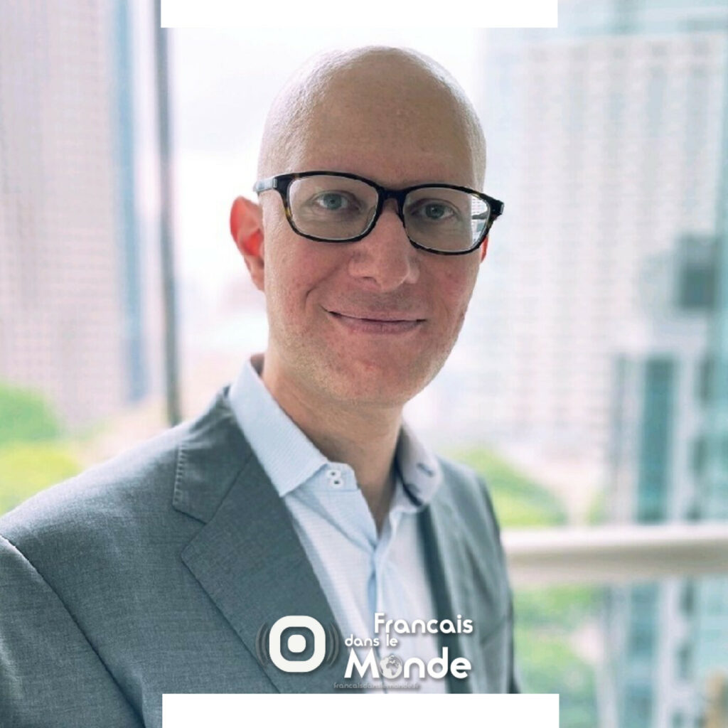 Vincent Barzellino se souvient des journaux de petites annonces et les téléphones filaires au début de ses expatriations