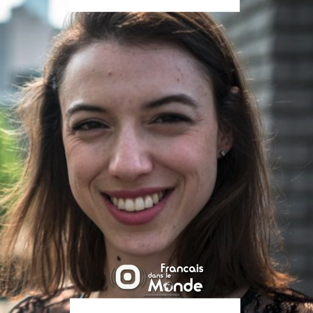 Laetitia Falessi organise la venue d'humoristes Français en Asie, découvrez "Spotlime Production"