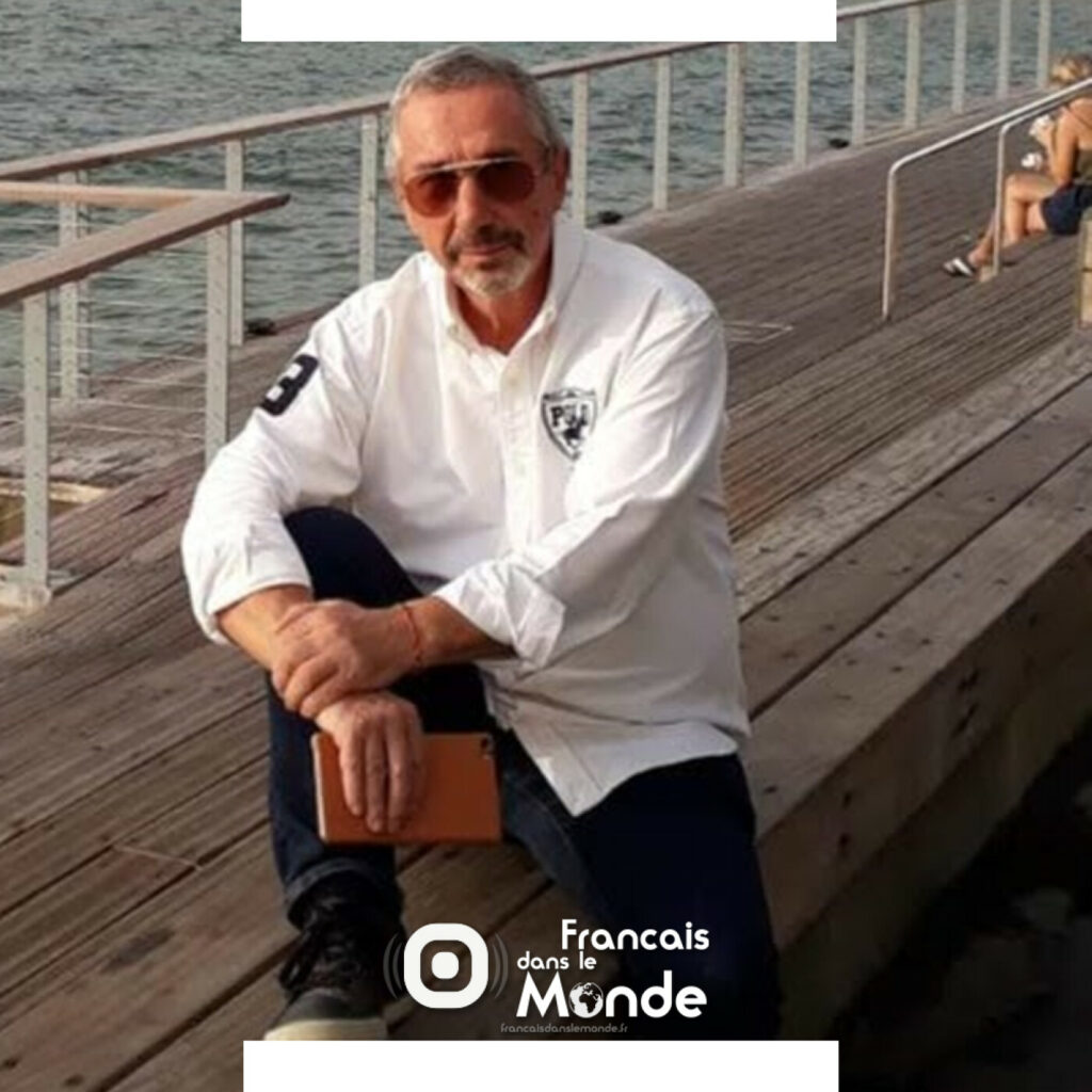 Jacques Domitiz présente son premier roman "Le dernier regard", commencé à New York et terminé en Thaïlande